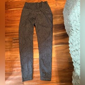 AllFenix Snake Print Leggings Gray Black High Rise Workout Yoga Size L (0348)